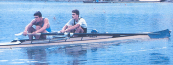 Oliver Martinov, Vjekoslav Bobić sa kormilarom Jerkom Krpetom na Svjetskom prvenstvu juniora u norveškom Aarungenu 1994. Medalja im je izmakla za 18 stotinki sekunde.